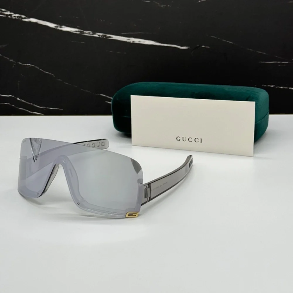 NEW GG1637S 002 GUCCI SHIELD WOMEN SUNGLASSES GREY GUCCI - Picture 2 of 12
